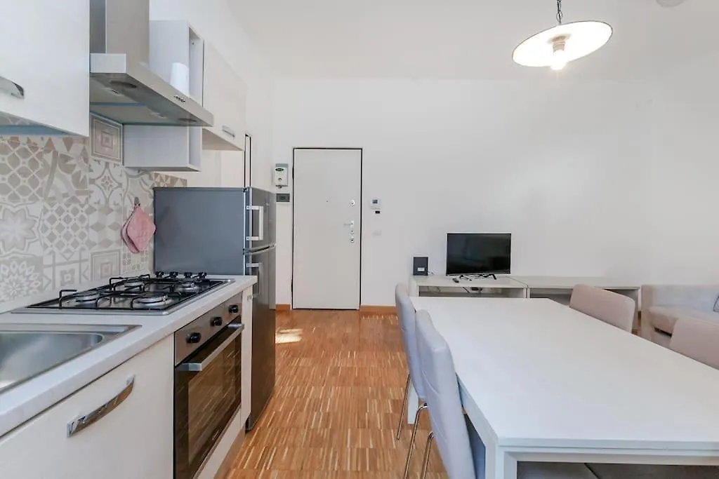 דירות Benvenuti A Casa Milano Centro מילאנו